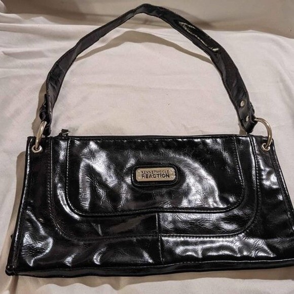 Kenneth Cole Reaction purse - Picture 1 of 6